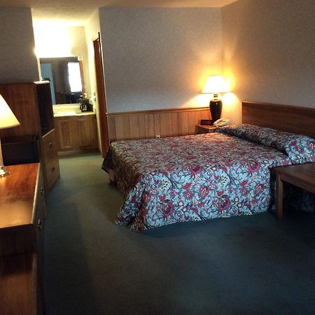 The Royal Inn Ridgway Esterno foto